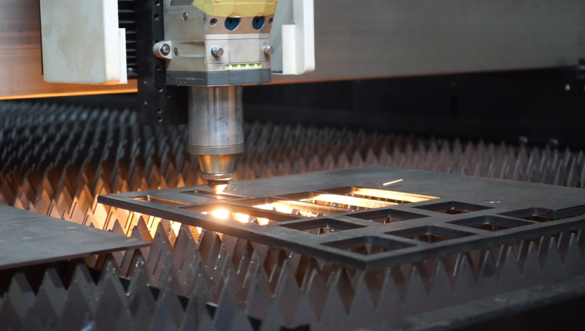 不銹鋼切割的焦點與切割面關聯，提升你的切割工藝！