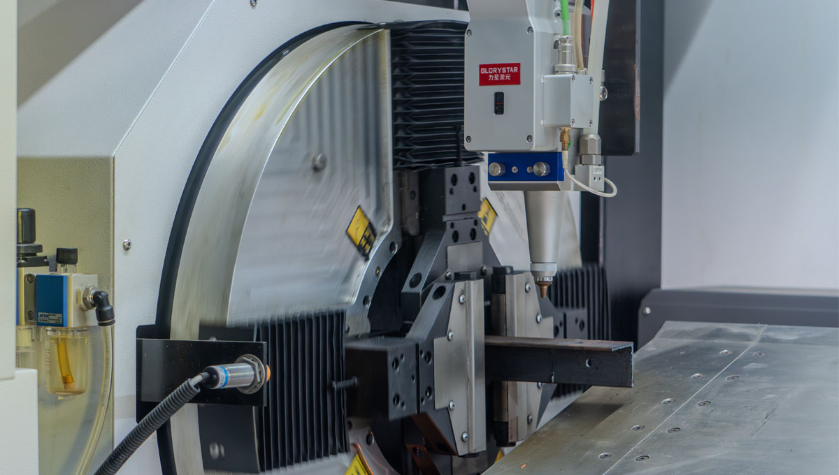 激光切割機(jī)的噴嘴和焦點(diǎn)的關(guān)系,這里給你講清楚 激光切割機(jī)的噴嘴和焦點(diǎn)的關(guān)系,這里給你講清楚