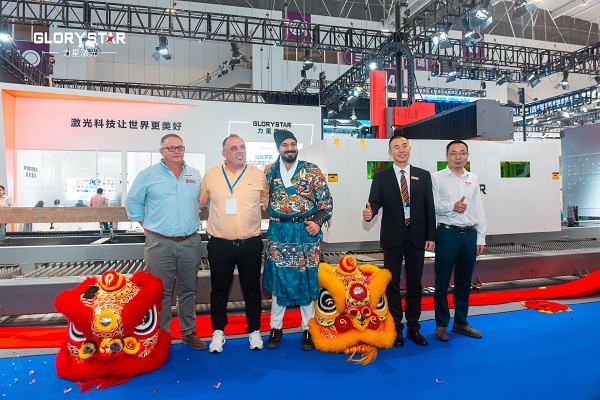 NS-12020H 型鋼激光二次加工自動化線首發成功，火爆熱銷！