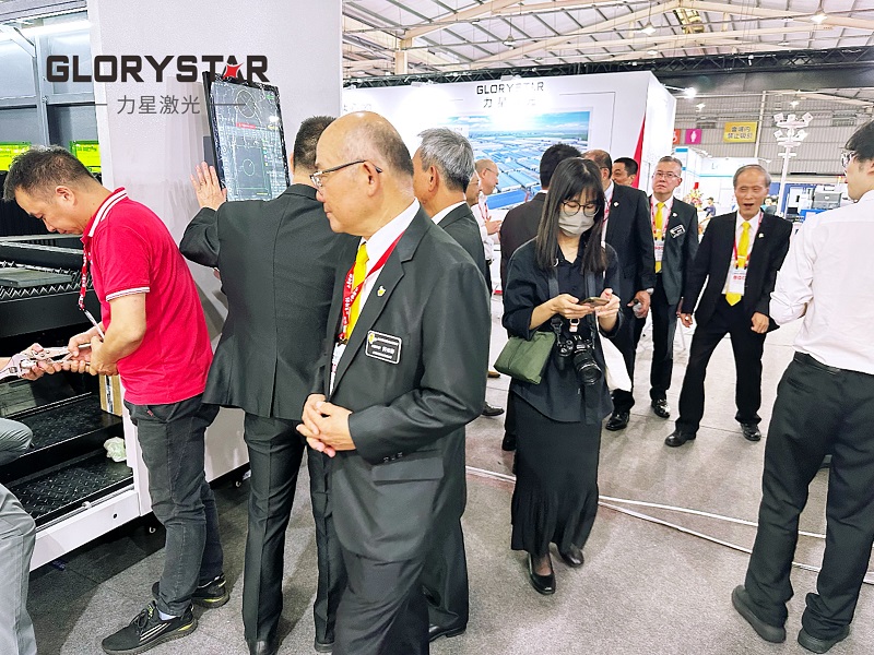 力星激光全國巡展〔臺灣站〕如火如荼！40000瓦超高功率獨領風騷！