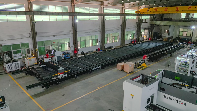 大幅面單平臺(tái)板材切割機(jī)，大型工件一刀成型