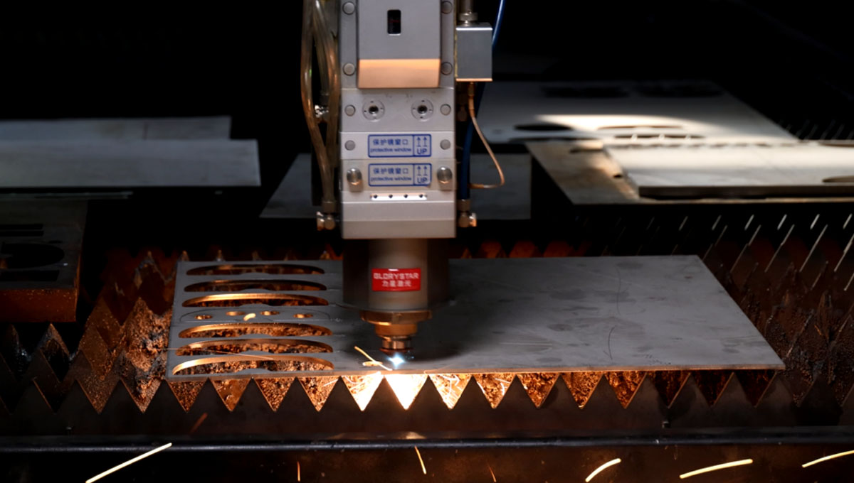激光切割拐角出現毛刺怎么辦？2個方法就搞定
